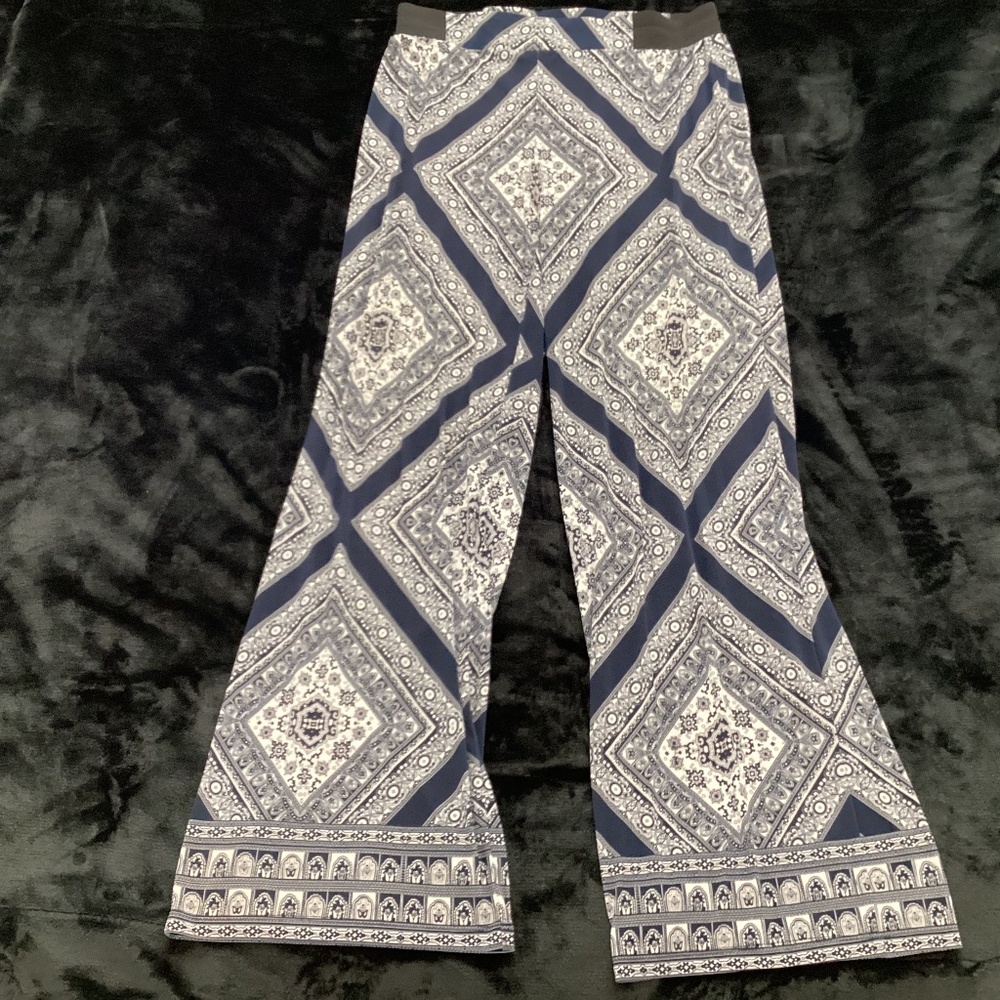 INC. women’s high rise palazzo pants, sz M, blue bandana print, polyester